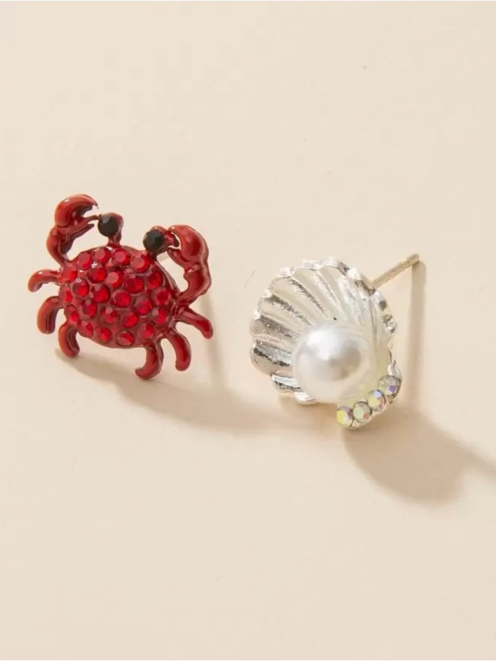 Crab and shell earrings A1857